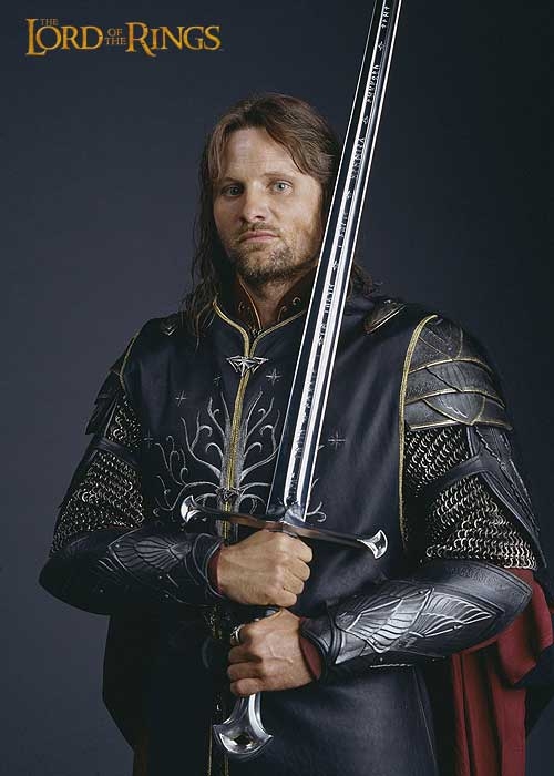 the-anduril-sword-king-of-elessar