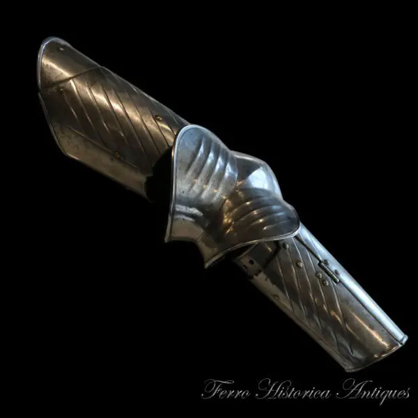 victorian-armor-vambrace-88114-5