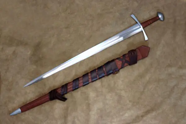 1305-sword-full-sword-and scabbard