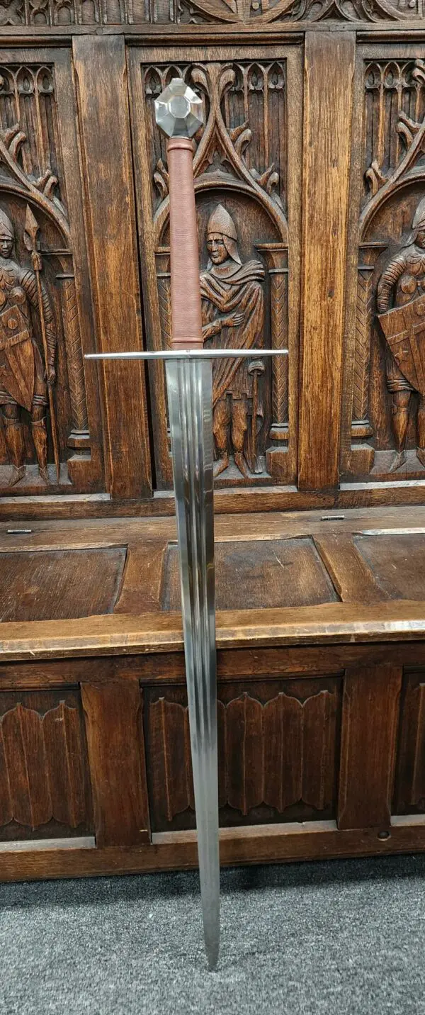 two-handed-medieval-crusader-sword-98832 (3)