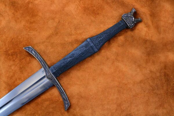 the-wolfsbane-norse-medieval-viking-longsword-medieval-weapon-1544-hilt