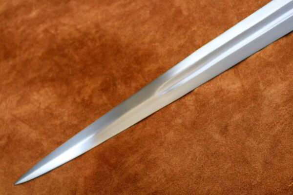 14th-century-medieval-sword-medieval-weapon-1354-blade-tip