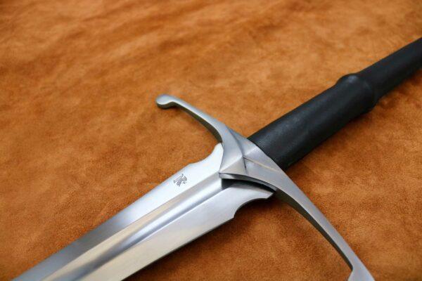 the-feanor-medieval-sword-medieval-weapon-1351-hilt