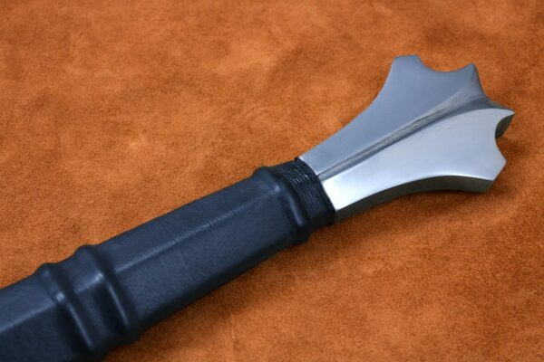 two-handed-medieval-sword-medieval-weapon-longsword-1332-pommel