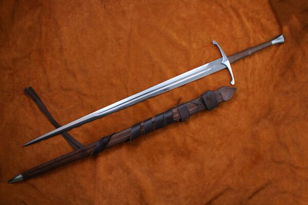 1542-functional-medieval-sword