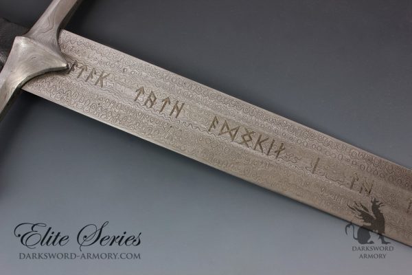 1603_06_org lord-of-the-rings-anduril-sword