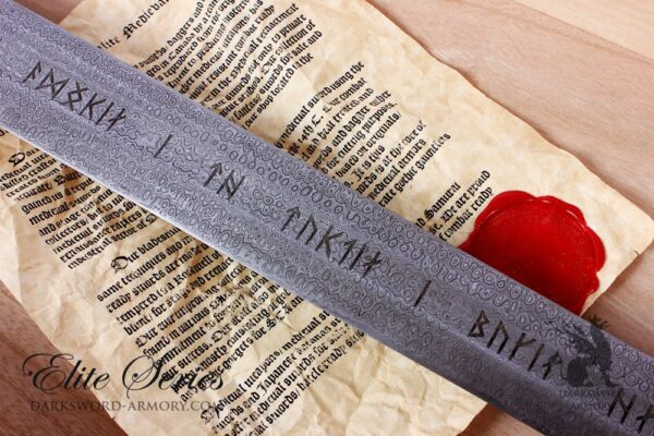 lord-of-the-rings-anduril-sword-etching