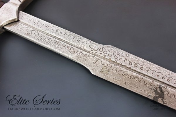 1607_05_org two-handed-danish-sword-blade