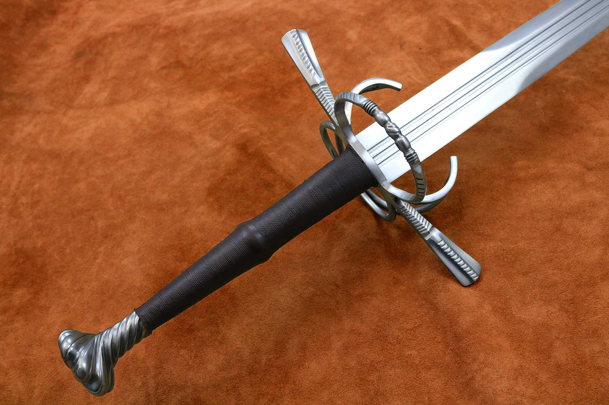 Return to 16th Century Two Handed Sword (#1535). 
