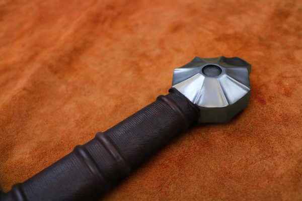 black-knight-medieval-sword-1312-medieval-weapon-hilt-2 black-knight-medieval-sword-1312-medieval-weapon-hilt-2