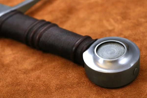 crusader-sword-medieval-weapon-templar-1303-darksword-armory-leather-grip crusader-sword-medieval-weapon-templar-1303-darksword-armory-leather-grip