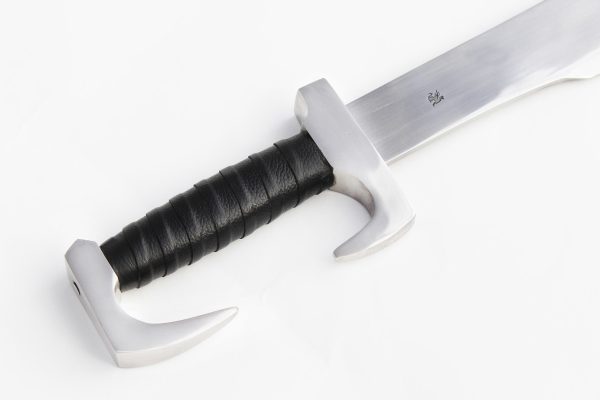 spartan-sword-hilt spartan-sword-hilt