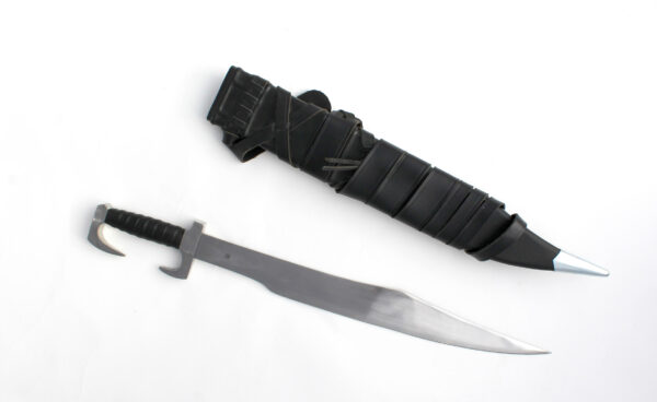 spartan-sword-with-scabbard