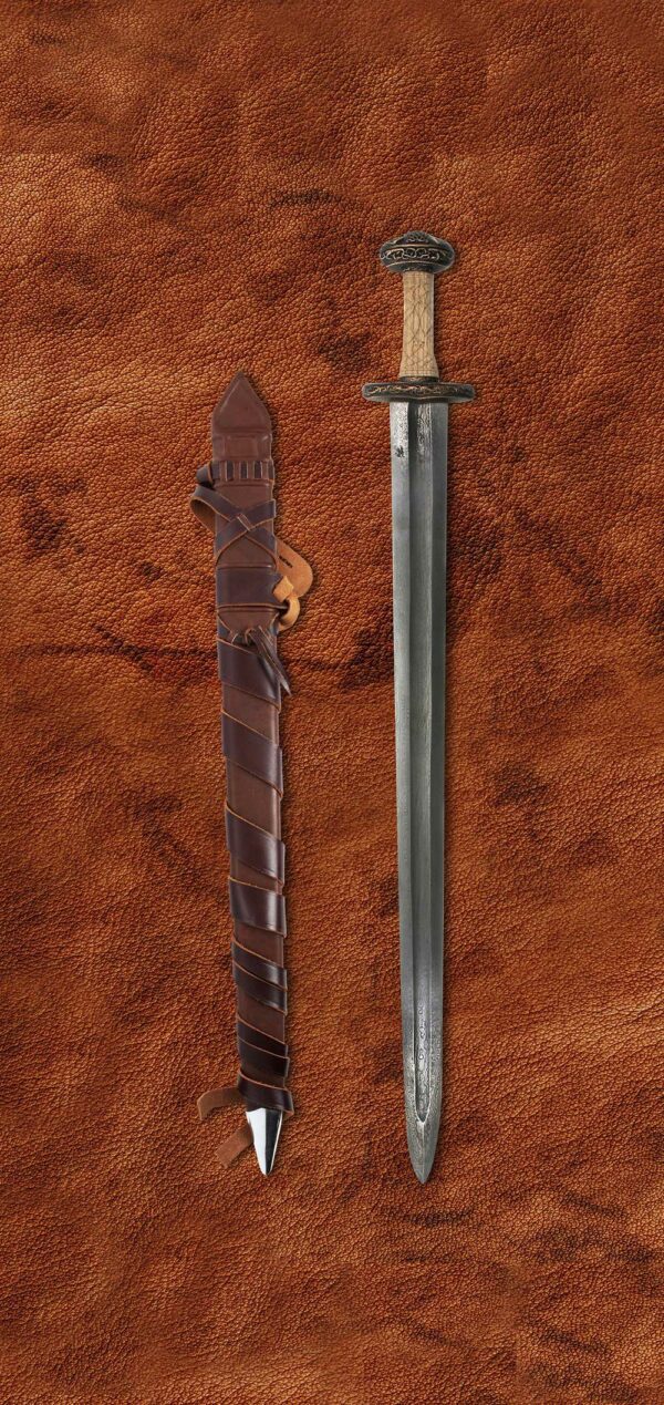 damascus-einar-elite-medieval-sword-1613-scabbard