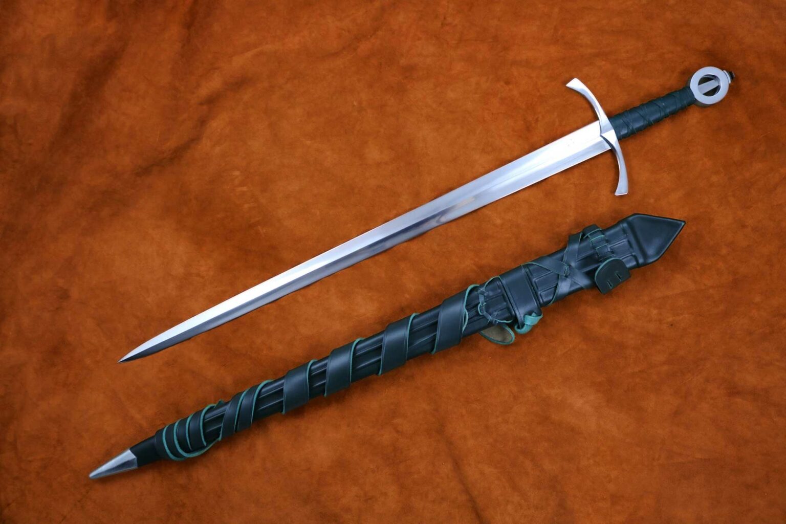 Irish Sword (1375) Darksword Armory