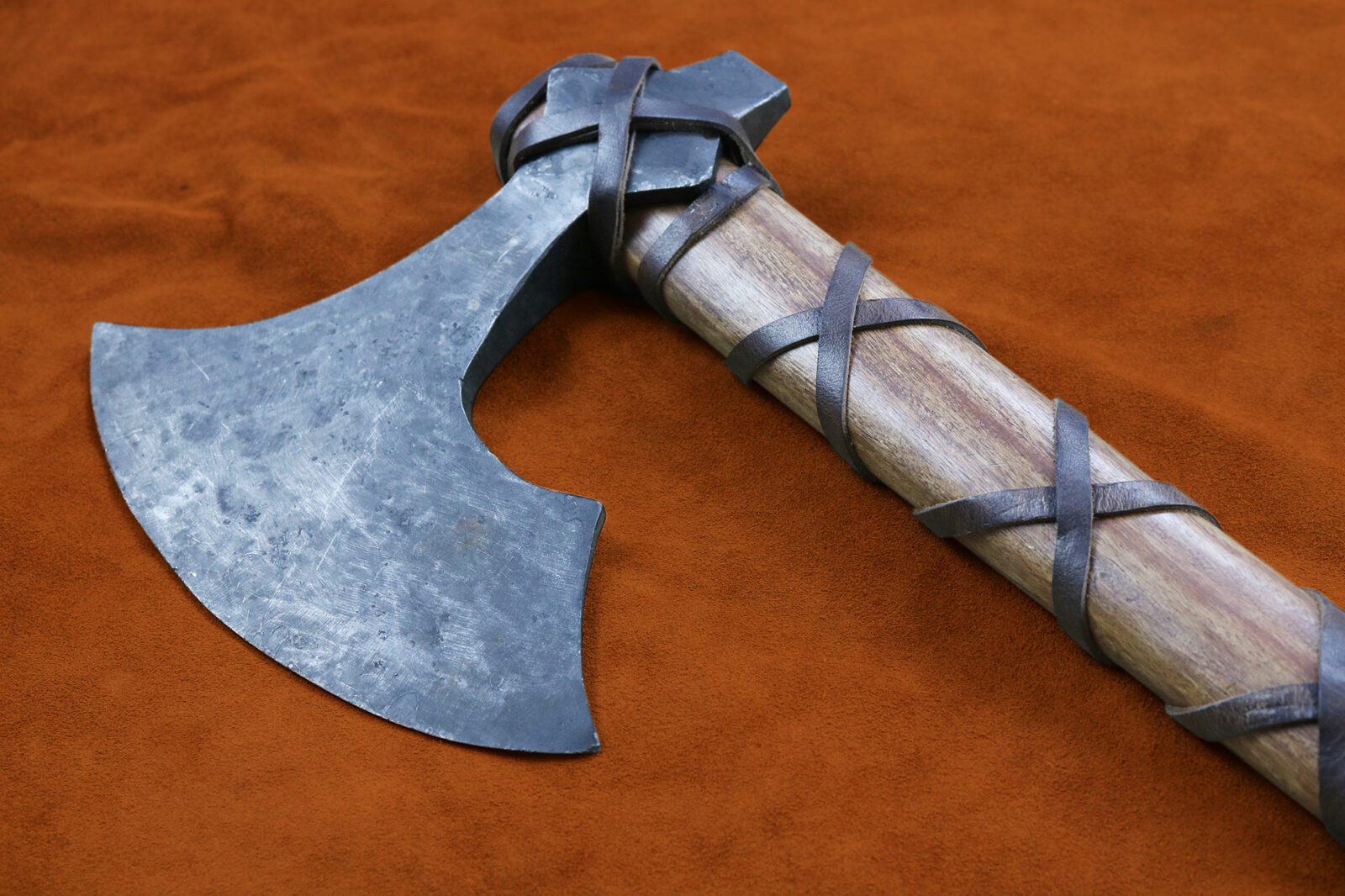 Barbarian Fantasy Battle Axe (1747) - Darksword Armory