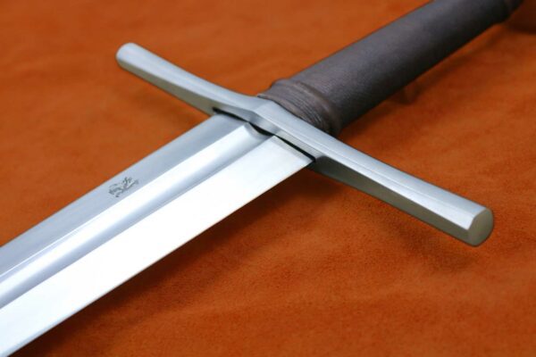 1314-the-earl-medieval-sword-mid-13th-century-sword-darksword-armory-2