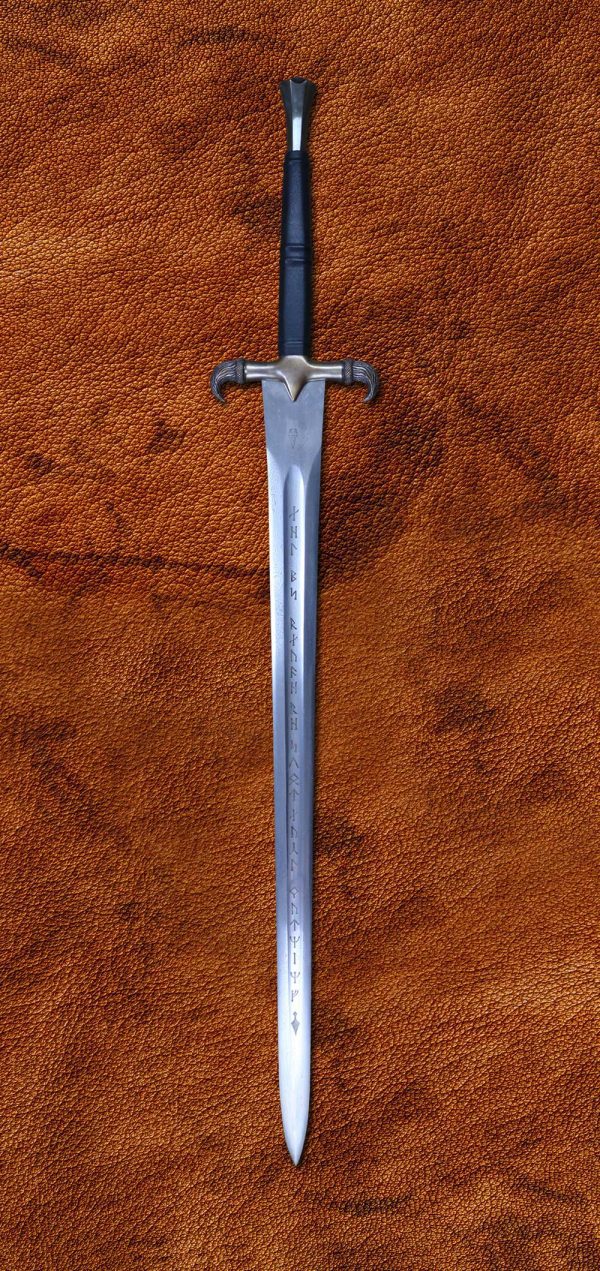 erland-sword-folded-steel-blade-forged-sword-medieval-weapon-darksword-armory