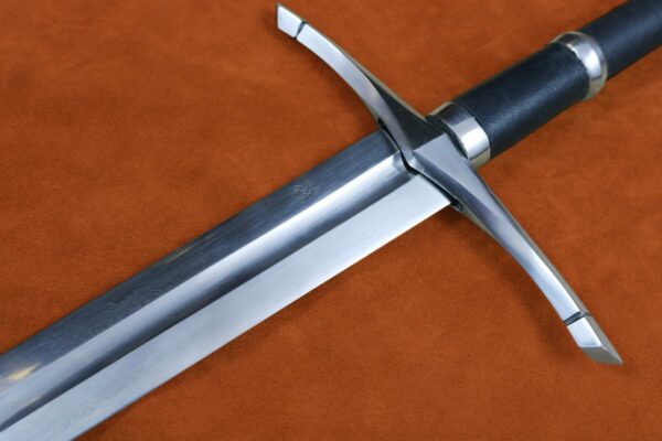 folded-steel-ranger-sword-medieval-weapon-darksword-armory-4