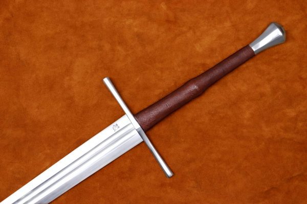 1550-combat-ready-Two-handed-longsword-The-Baron. 1550-combat-ready-Two-handed-longsword-The-Baron.