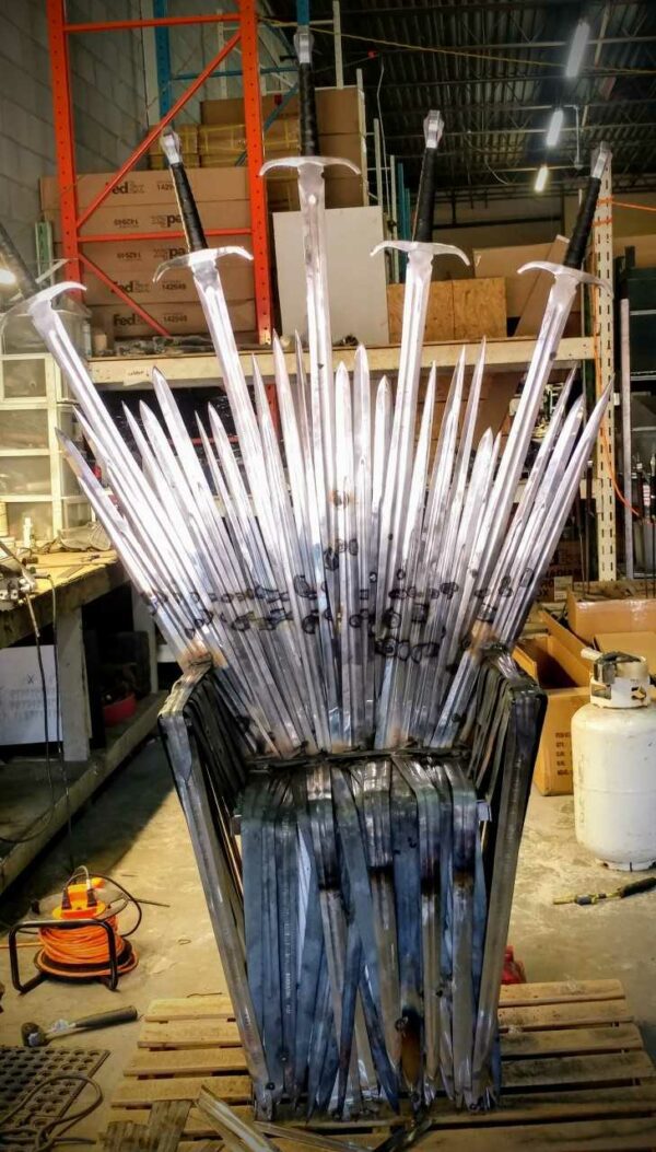 game of thrones chair being made Game of thrones iron throne 4