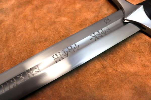 1309-the-anduril-sword-blade-inscriptions-lord-of-the-rings-sword-lotr 1309-the-anduril-sword-blade-inscriptions-lord-of-the-rings-sword-lotr