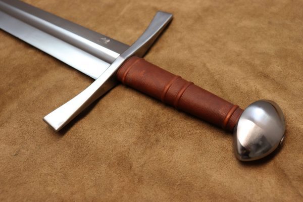 1305-sword-full-sword-and scabbard-3 1305-sword-full-sword-and scabbard-3