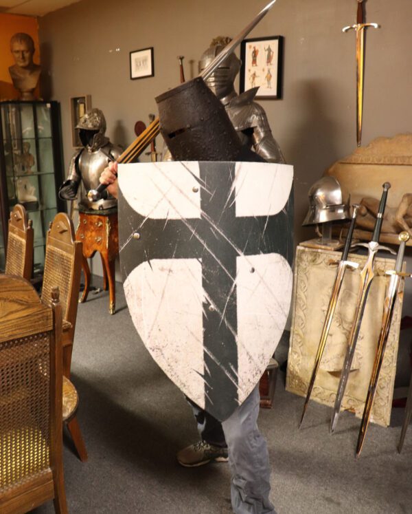 medieval-Crusader-shield-1761-knight-shield-armor