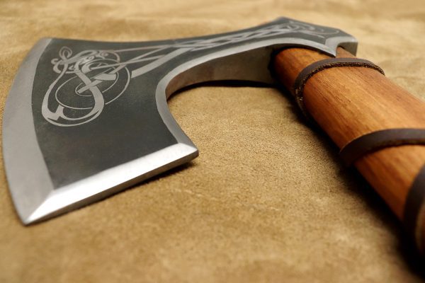 Hand-forged-battle-ready-viking-axe-1760-3-
