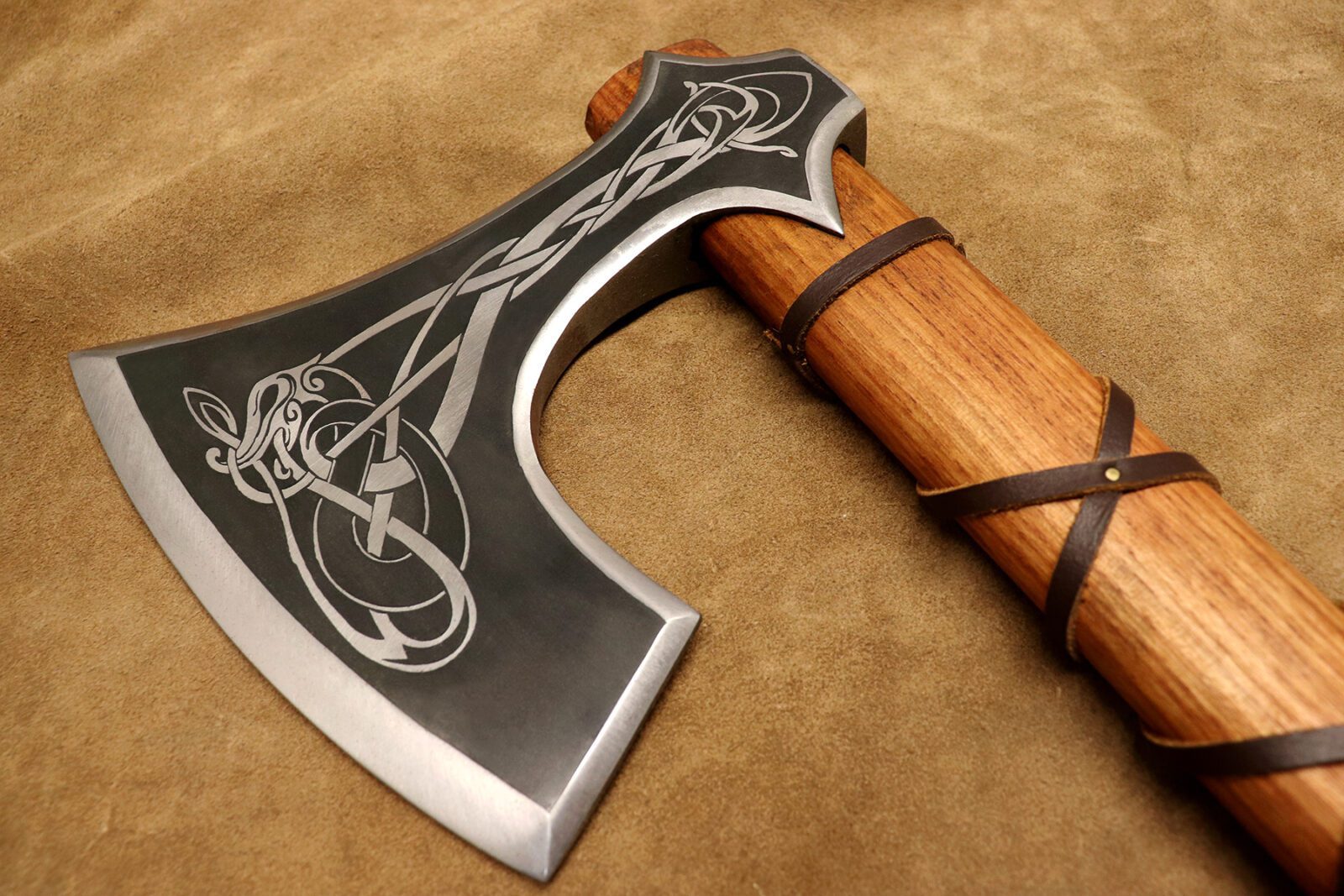 Darksword Armory