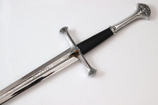 lord-of-the-rings-anduril-short-sword-dagger-8