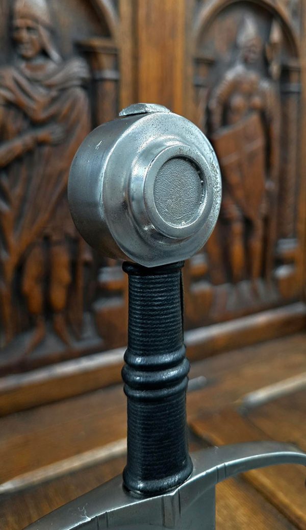 henry-V-sword-on-sale-98898-2