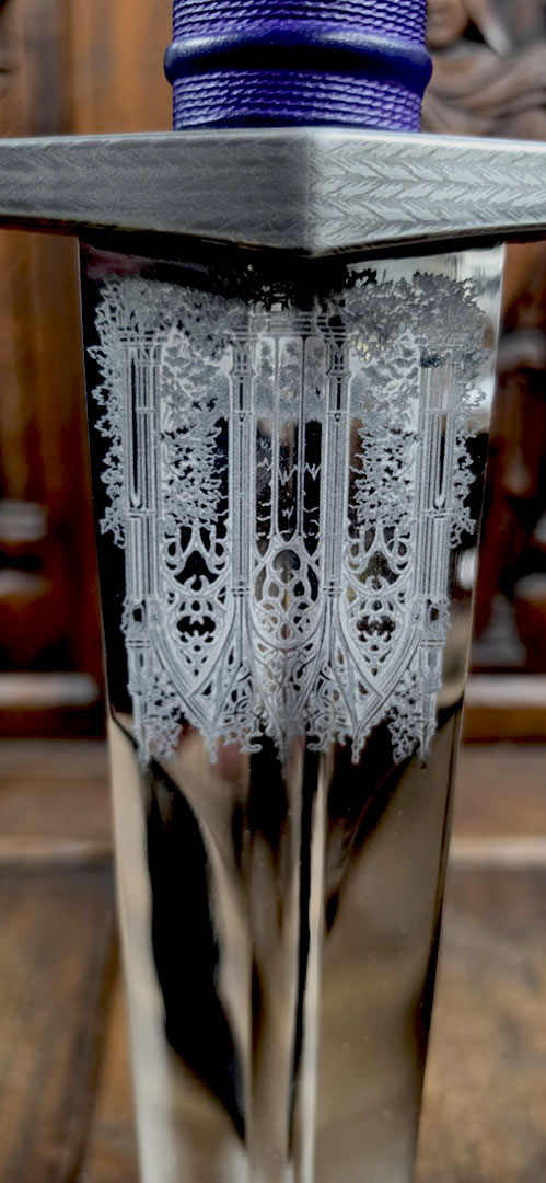 Medieval-gothic-sword-on-sale-battle-ready-medieval-weapon-98919-1