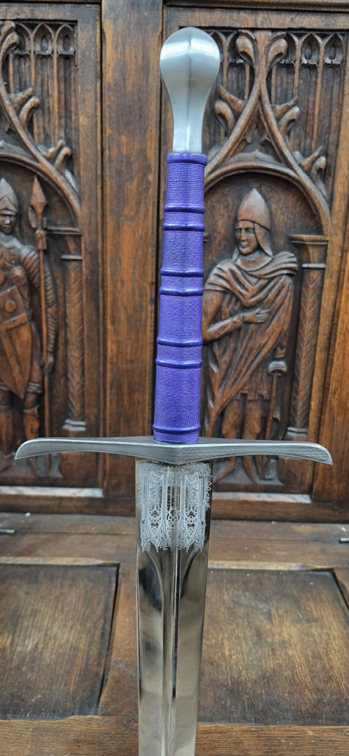 Medieval-gothic-sword-on-sale-battle-ready-medieval-weapon-98919-3