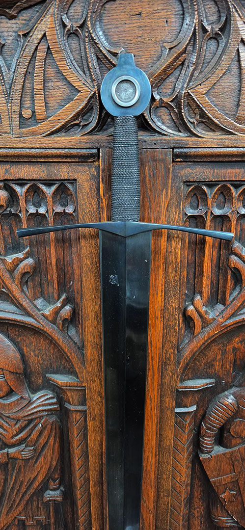 98909-black-knight-medieval-sword-on-sale-battle-ready-weapon-4