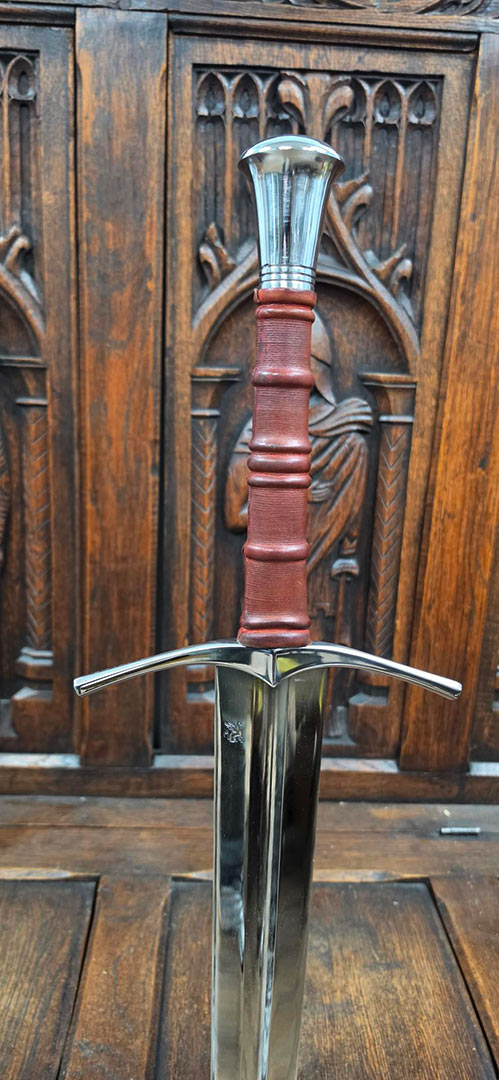 Lord-of-the-rings-boromir-sword-on-sale-98922-2