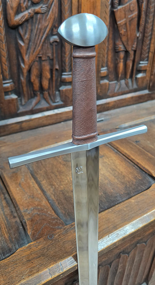 Medieval-Short-Sword--98944-2