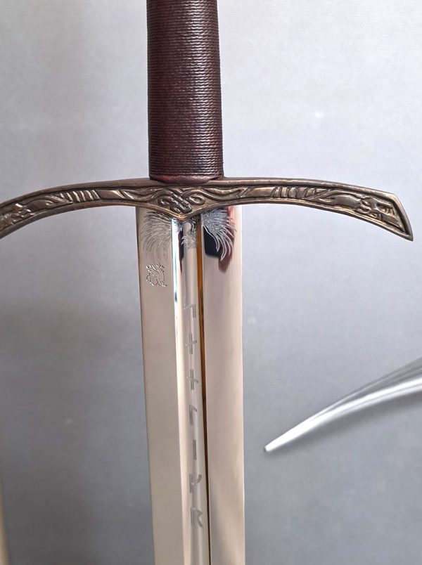 98961-two-handed-medieval-sword-on-sale-1