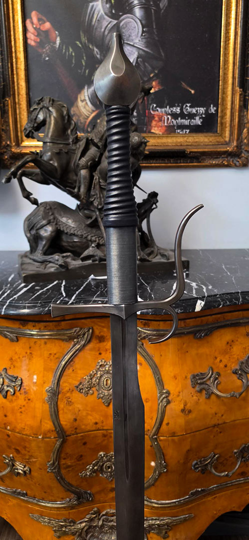 Alternative view of ( Sale Sword ) Gothic blackened longsword (#98963)