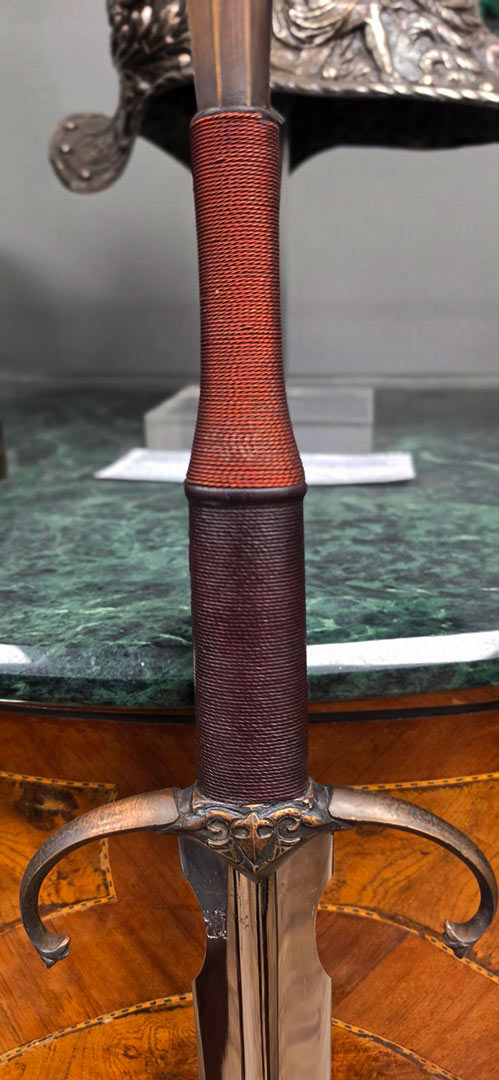 Alternative view of ( Sale Sword ) Italian longsword (#98964)
