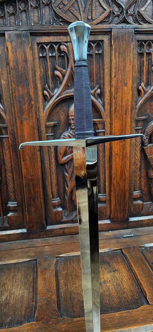 Alternative view of ( Sale Sword ) Gothic longsword (#98971)