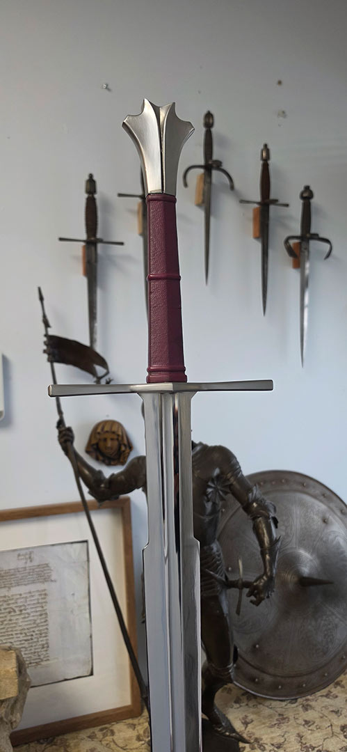 Alternative view of ( Sale Sword ) Gothic longsword (#98973)