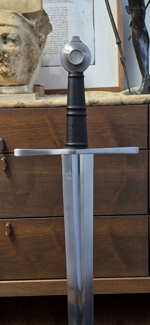 classical-knight-sword-98976-3